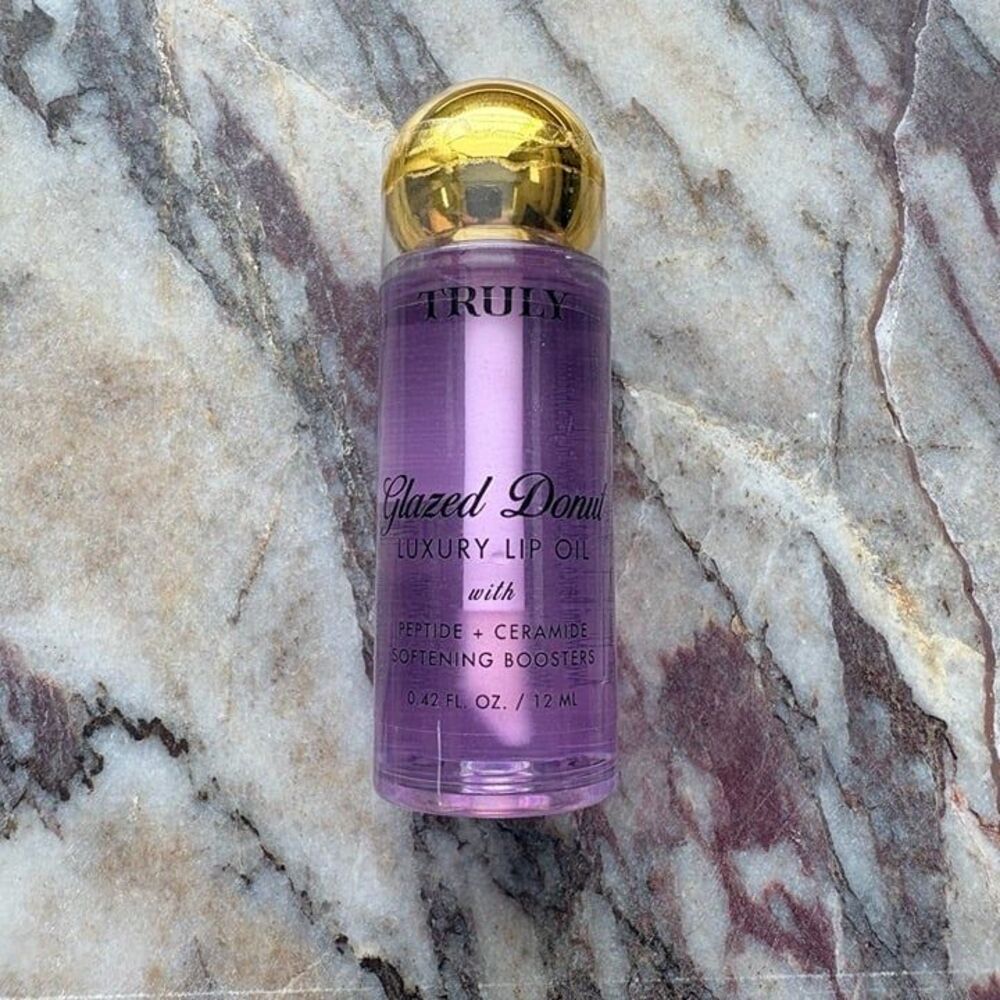 New & Sealed - Truly - Luxury Peptide Lip Oil - Glazed Donut